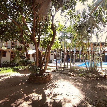 Hostal Luz De Luna Palomino Zewnętrze zdjęcie