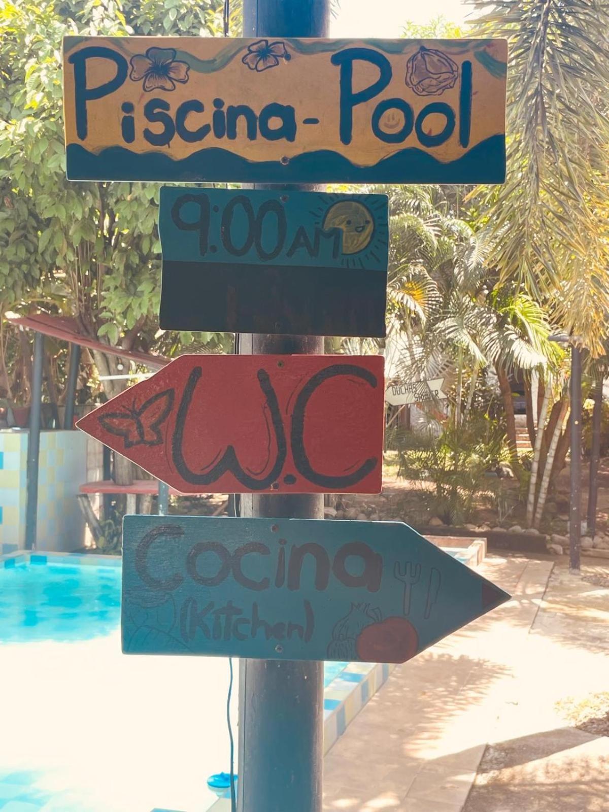 Hostal Luz De Luna Palomino Zewnętrze zdjęcie